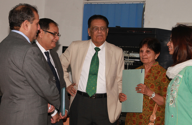 DrNoor Akthar (Resource person from Lahore, Pakistan); Prof Waris Qidwai, Dr Ramnik Parekh and his wife Jyoti; Dr Seema Bhanji