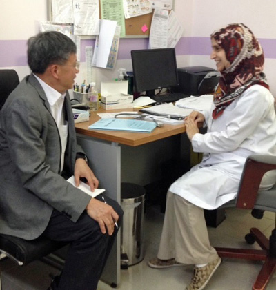 Dr Khawla Alsawaf, médecin de famille, au Centre médical de soins primaires Al Hamraa, Djeddah, Arabie saoudite