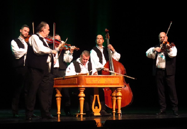 Many WONCA conferences include music in their opening and closing ceremonies. WONCA Europe Bratislava, Slovak Republic in 2019 was the editor’s last taste of such entertainment.