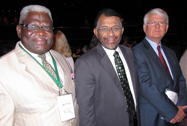 WONCA is enables us to find out about family medicine in other regions of the world. Here three region presidents get together Sylvester Osinowo (Nigeria, WONCA Africa region), Preethi Wijegoonewardene (Sri Lanka, WONCA South Asia region), and Dan Oste