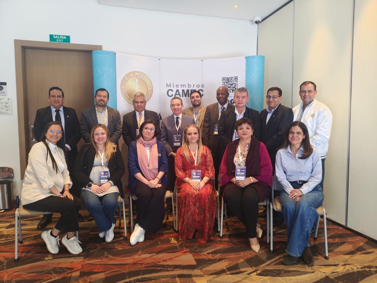 Participants in the First International Meeting of Governing Bodies for Medical Certification and Recertification in Ibero-America, Bogotá, October 2026